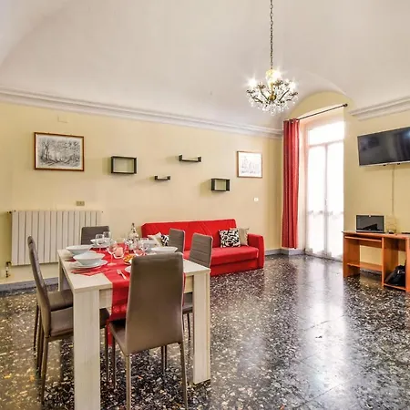 Semesterbostad 2 Bedroom Amazing In