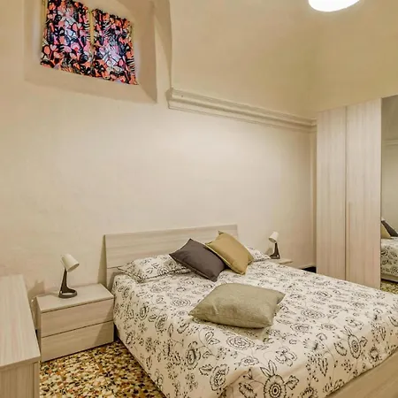 2 Bedroom Amazing In Vakantiehuis